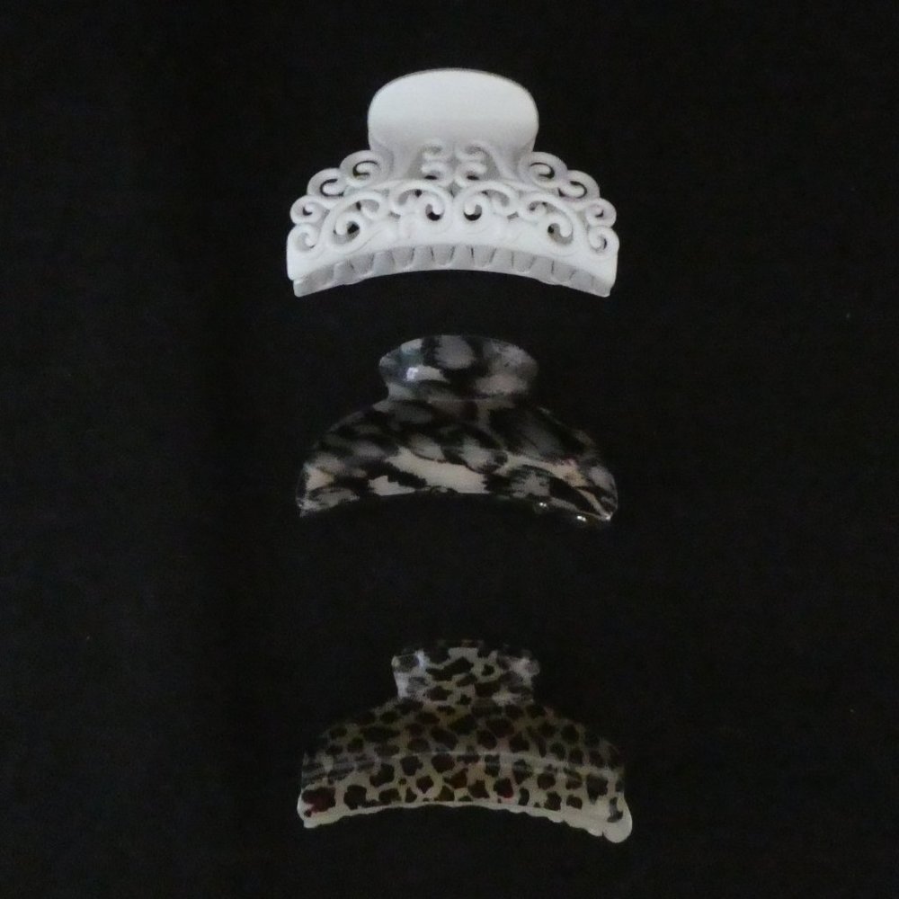SET OF 3 | Hair Claw Clips | Plastic With Metal Springs